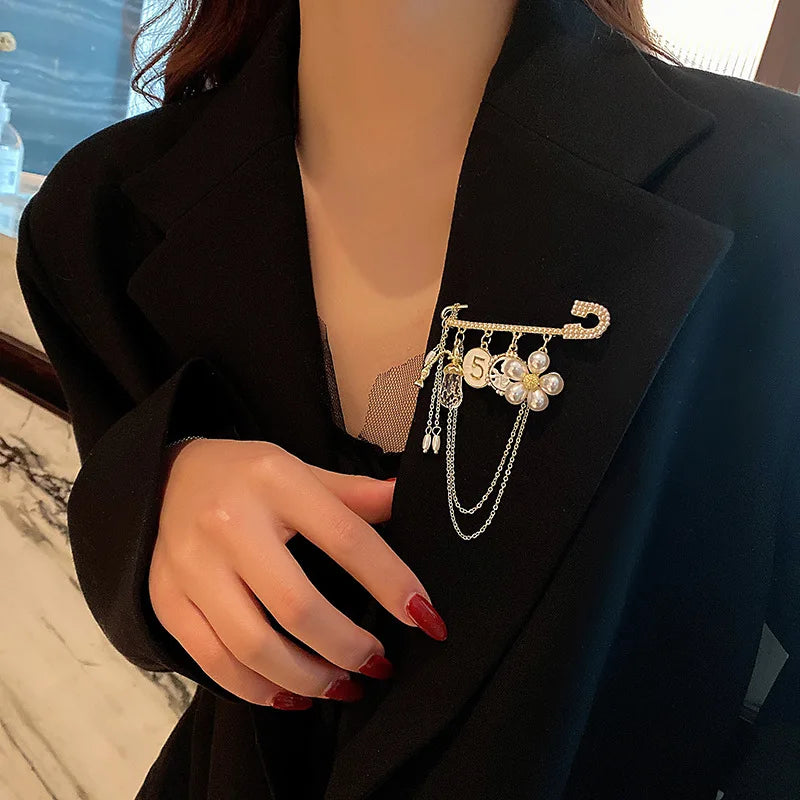 Designer Chanel Brooch Jewelry
