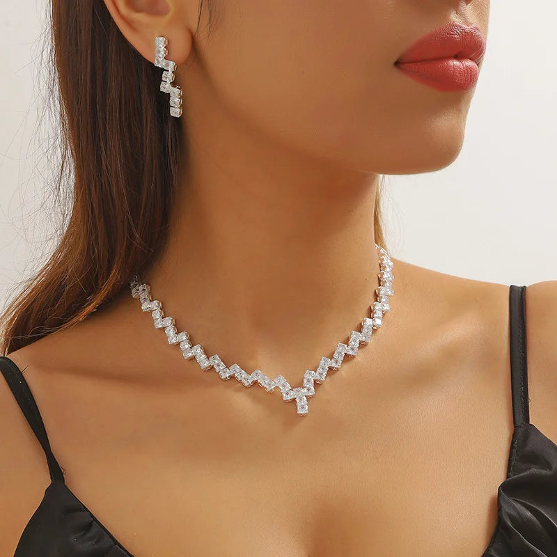 Precious Luxury Crystal Earrings & Necklace Jewelry Set