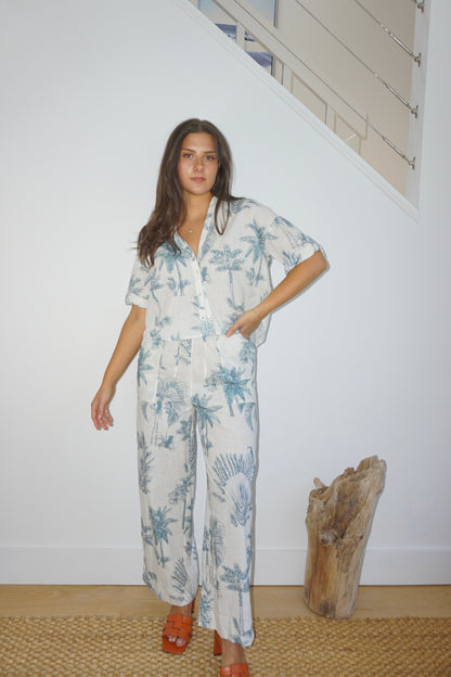 Cali Cropped Shirt in Faded Teal Palms