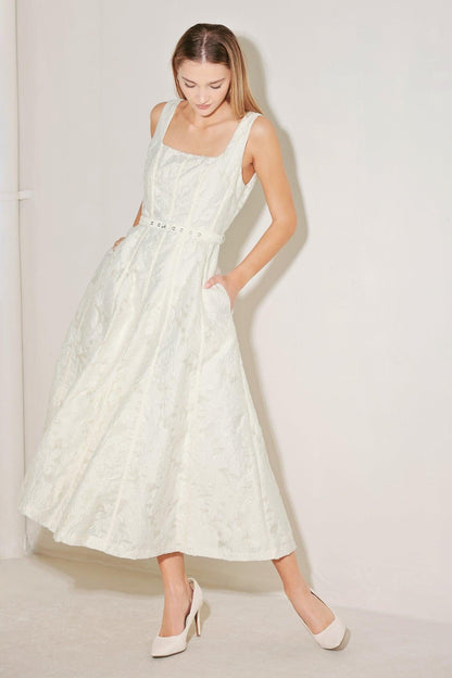 [PREORDER] LOVE IN SLOW MOTION WOVEN JACQUARD MIDI DRESS