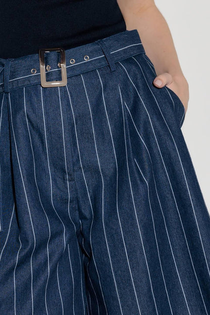 HOLD JOY IN INDIGO WOVEN SHORT
