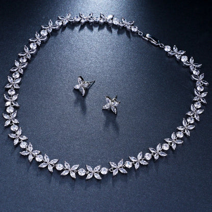 Stunning Crystal Necklace and Earrings Jewelry Set