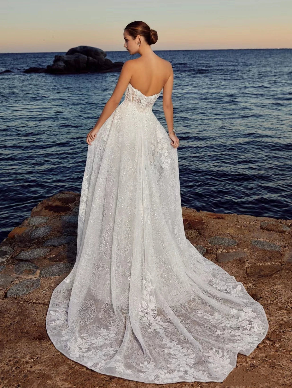 Beach Wedding Dresses With Detachable Train